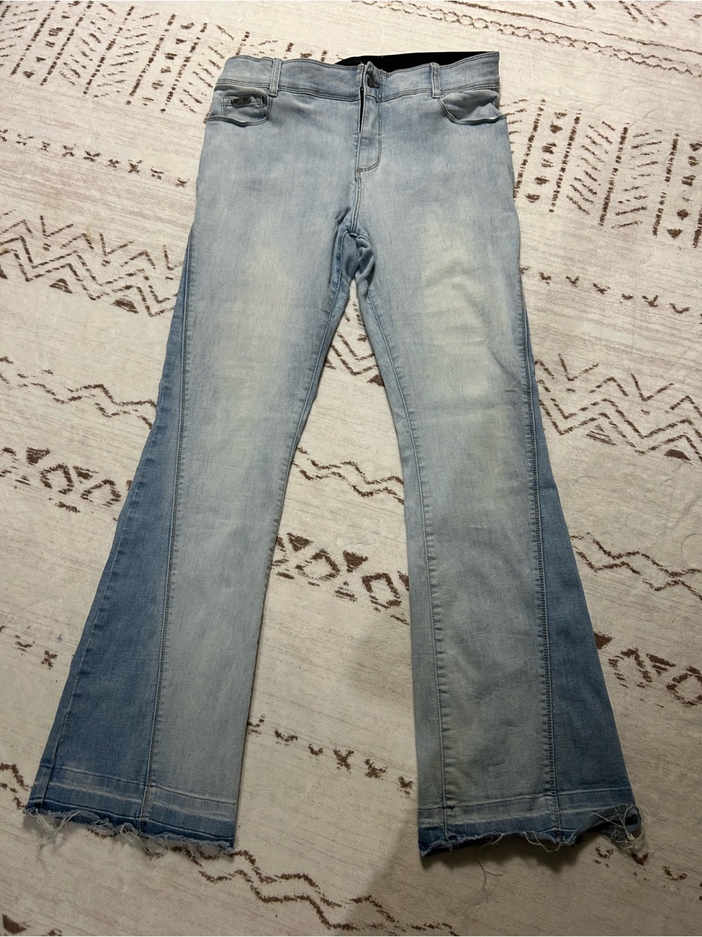Coco + Carmen Light Wash Wide Leg Flare Jeans Large Stretch Denim Boho Casual - Picture 3 of 5